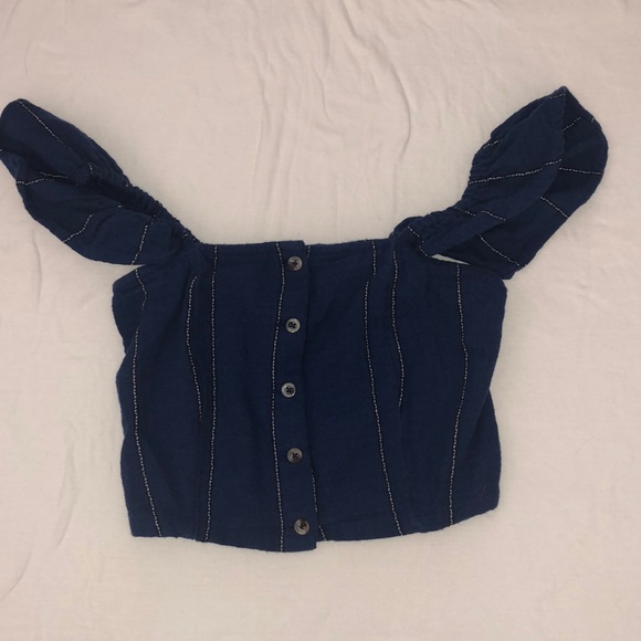 Billabong Tops - Ruffled off the shoulder crop top